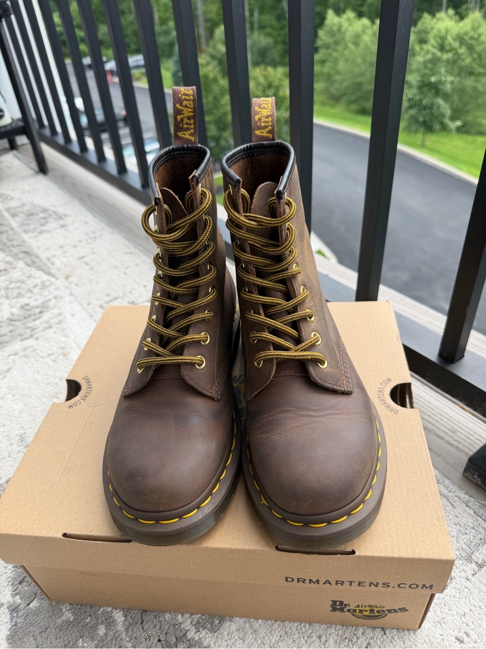 Dr. Martens Brown Leather 8-Eye Lace-Up Boots with Yellow Stitching size 6 women - Picture 3 of 5